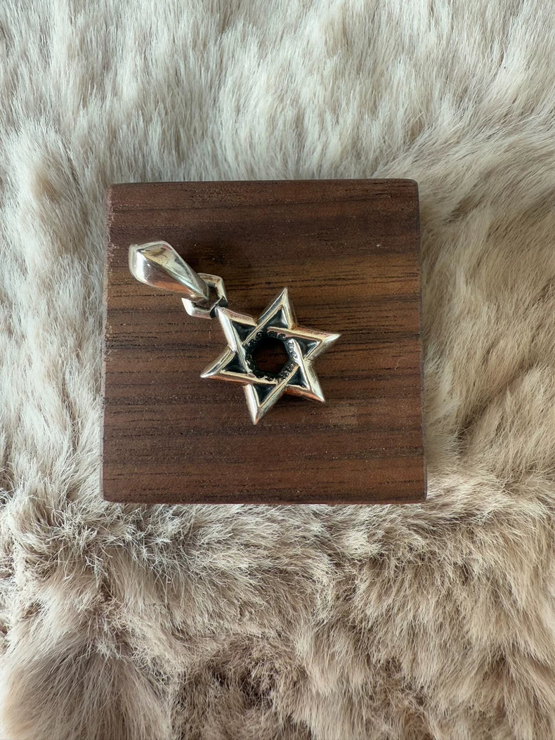 Chrome Hearts Star Pendant with Water Drop Design