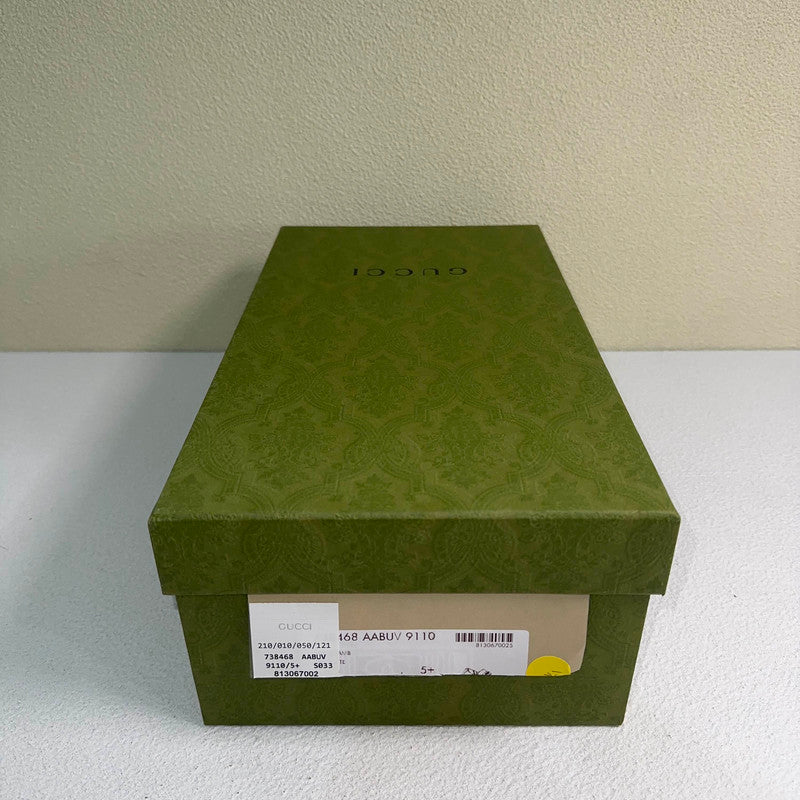 Gucci Stylish White Leather Loafers for Men 0079