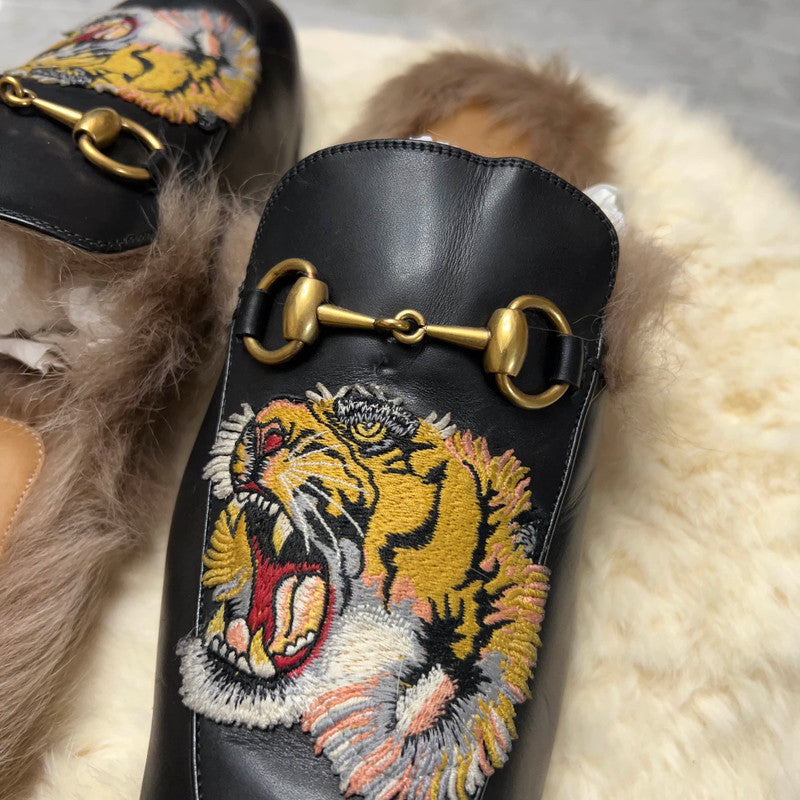Gucci Stylish Casual Black Slipper with Embroidery 0079
