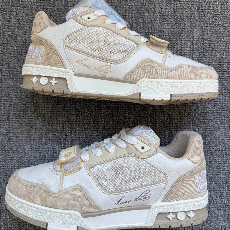 Louis Vuitton Trainer Low-top Fashion Sneakers in Khaki 0079