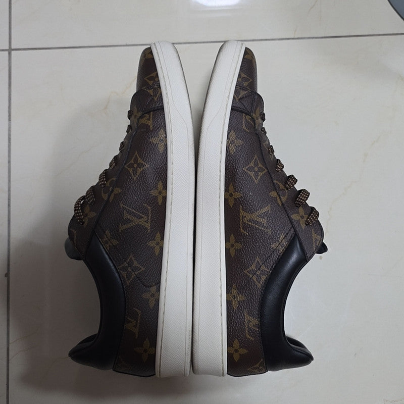 Louis Vuitton Brown Low-Top Fashion Sneakers 0079
