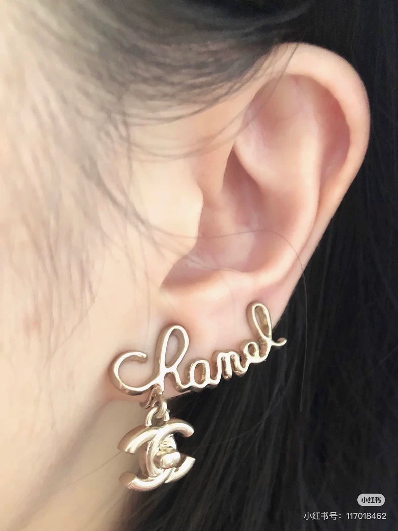 Chanel 21P Gold Logo Double C Clip Earrings-yf