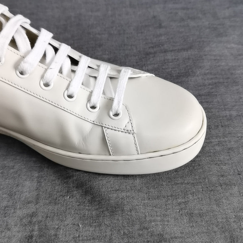 Gucci Ace Low-Top Sneakers in White and Gray 0079