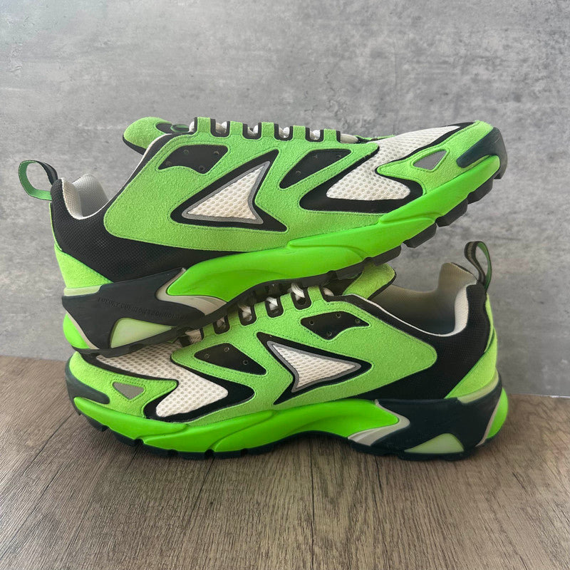 Louis Vuitton Runner Tatic Low-Top Green Sneakers 0079