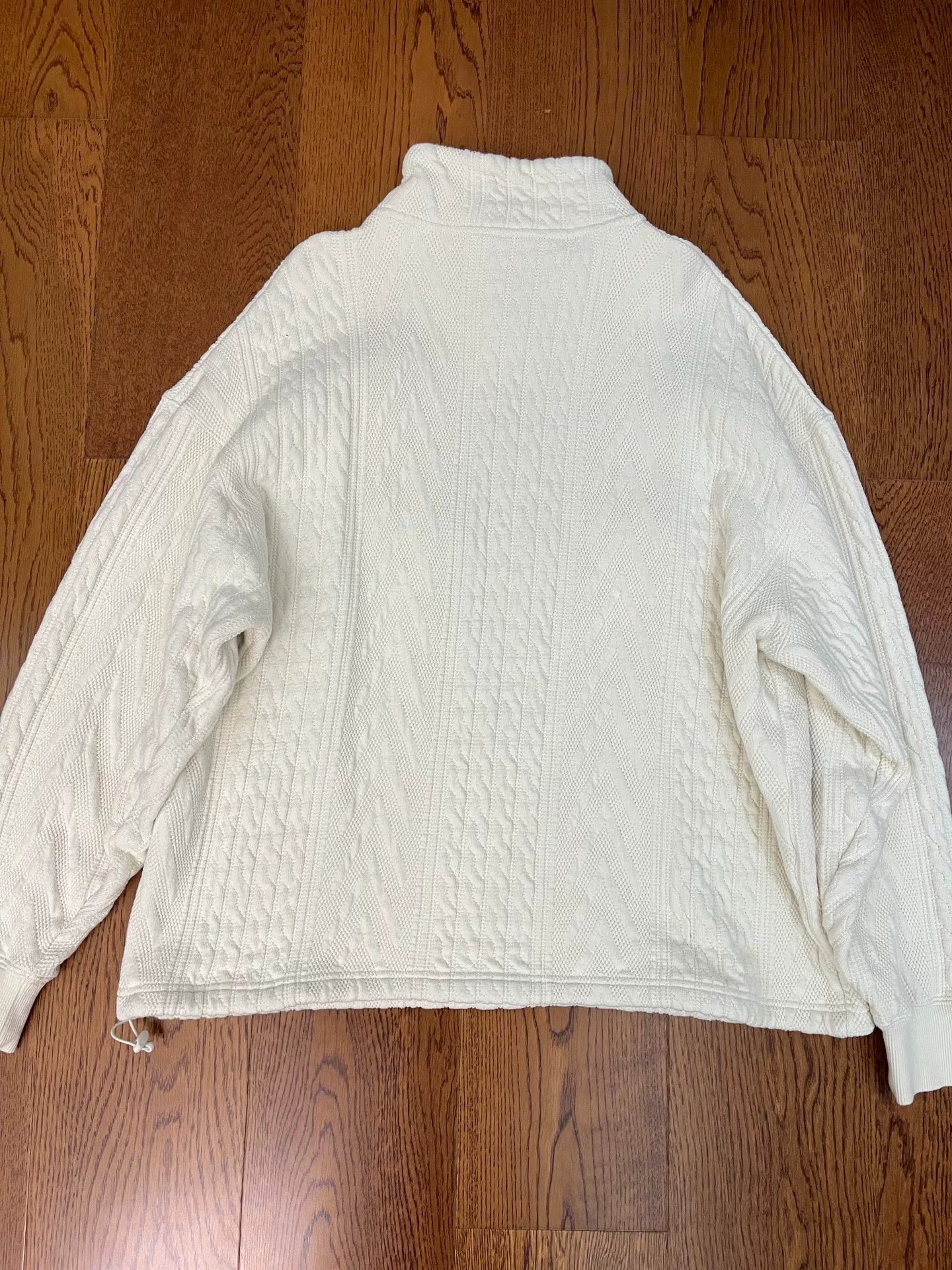 kith knit sweatshirt in cream color