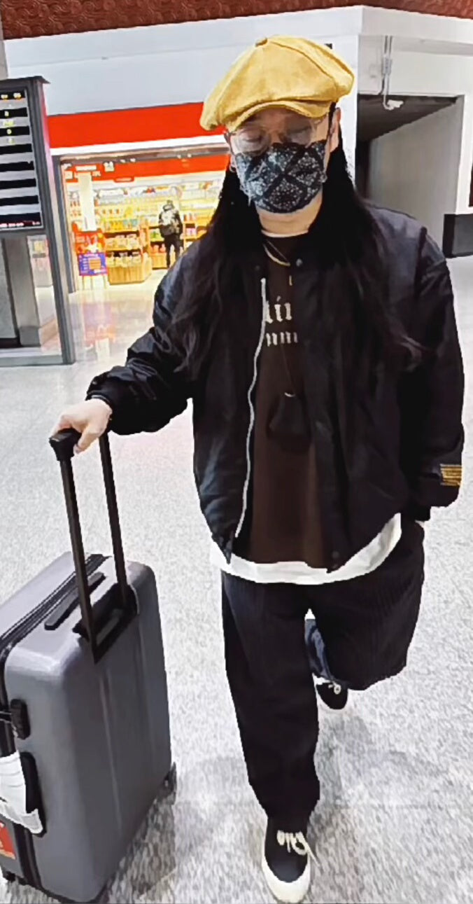 vintage russell sweatshirt from the 90s/00s