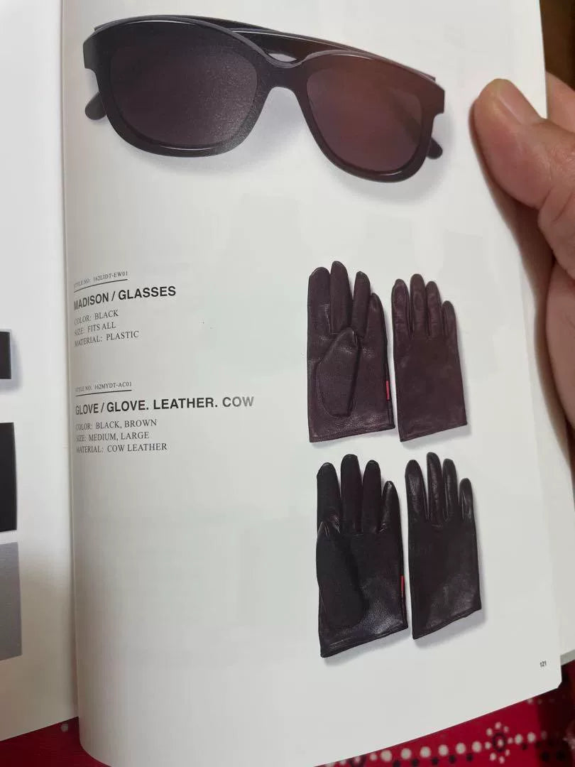 wtaps genuine leather gloves in size medium