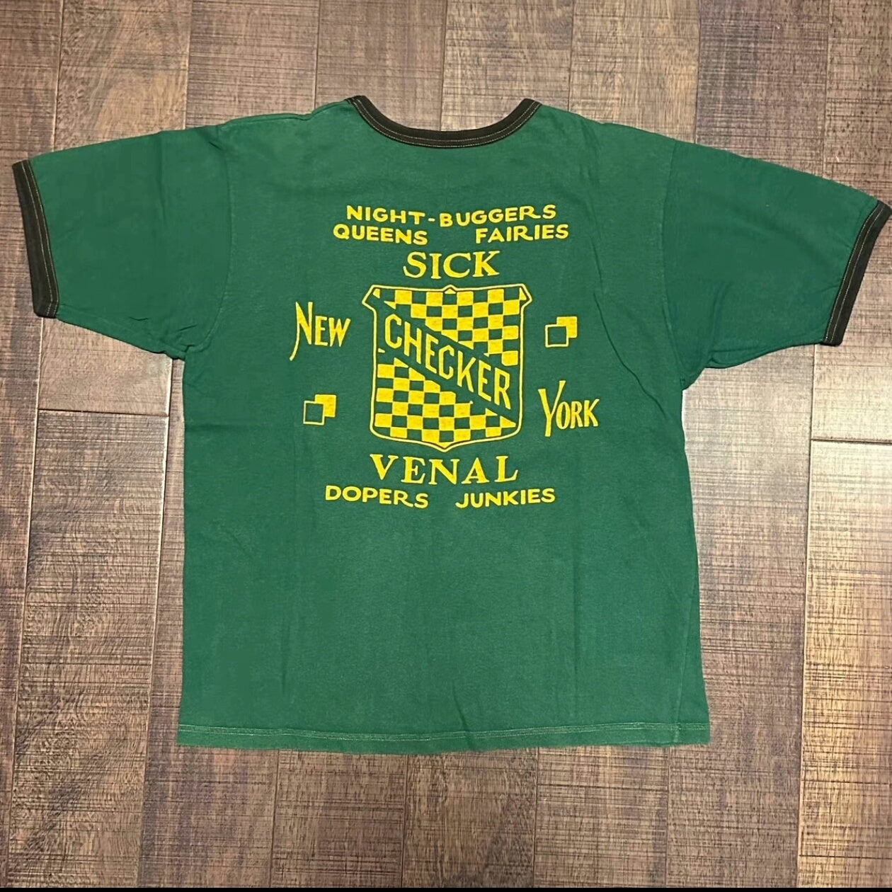 Green Graphic Short Sleeve T-Shirt