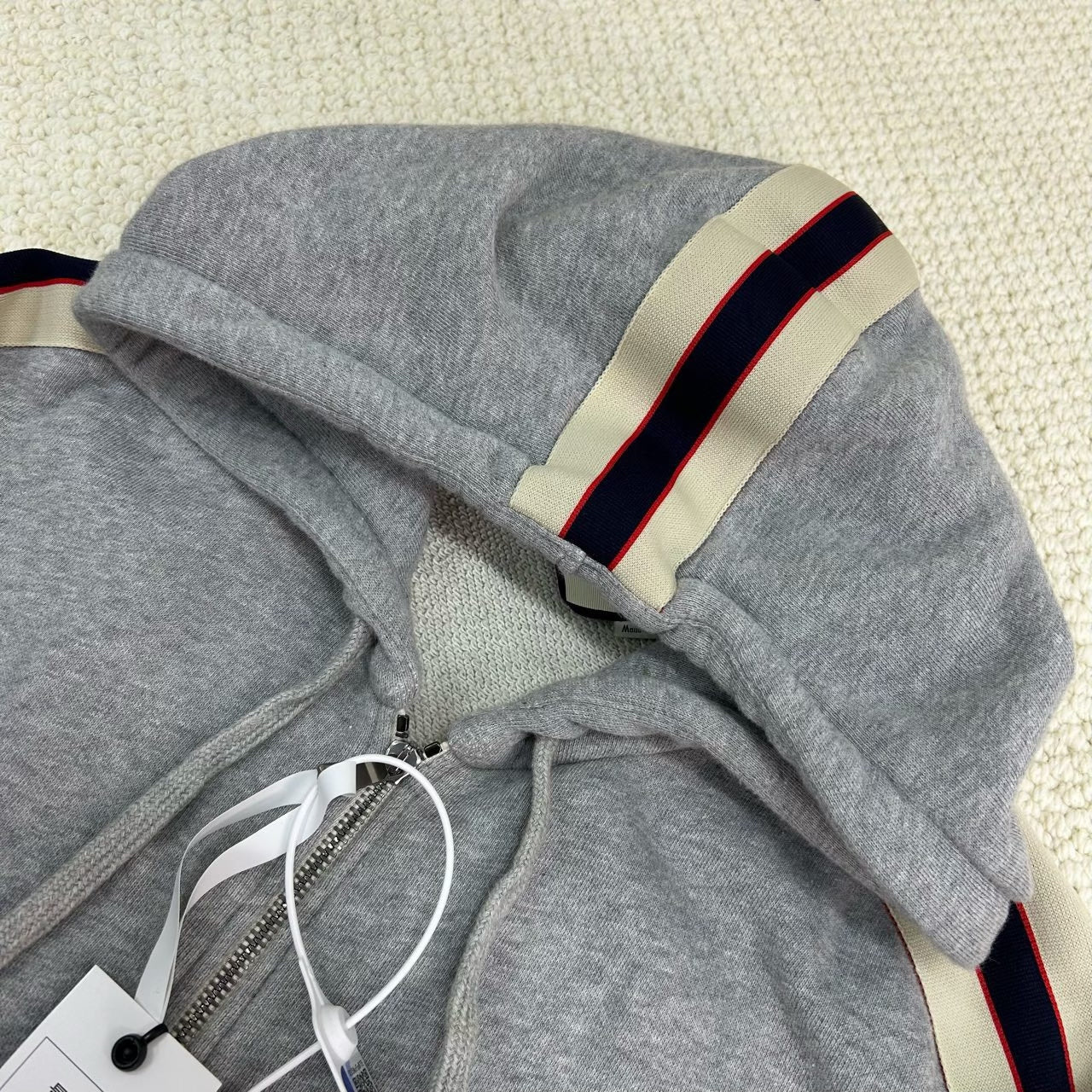 gucci striped logo hooded jacket size M