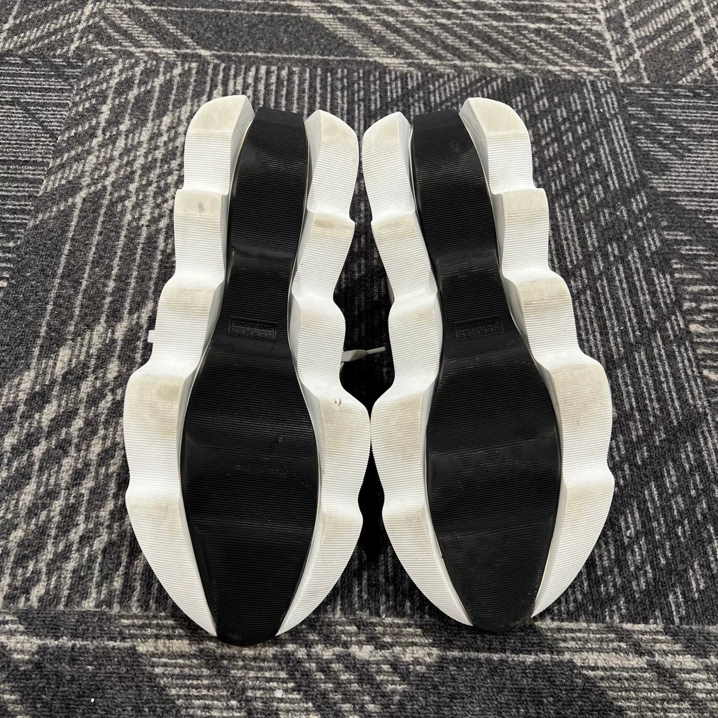 Hermes Envol Canvas Low-Top Sneakers