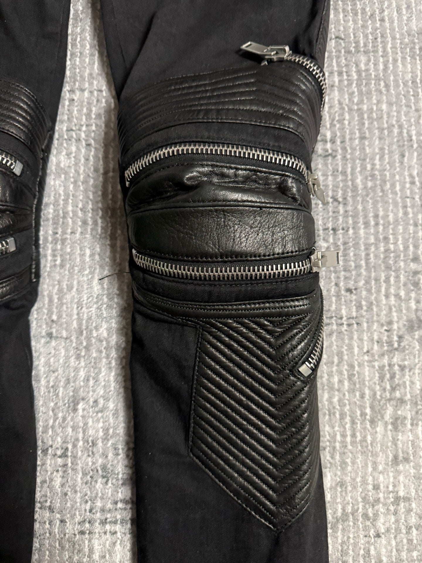 Saint Laurent D08 Black Biker Jeans