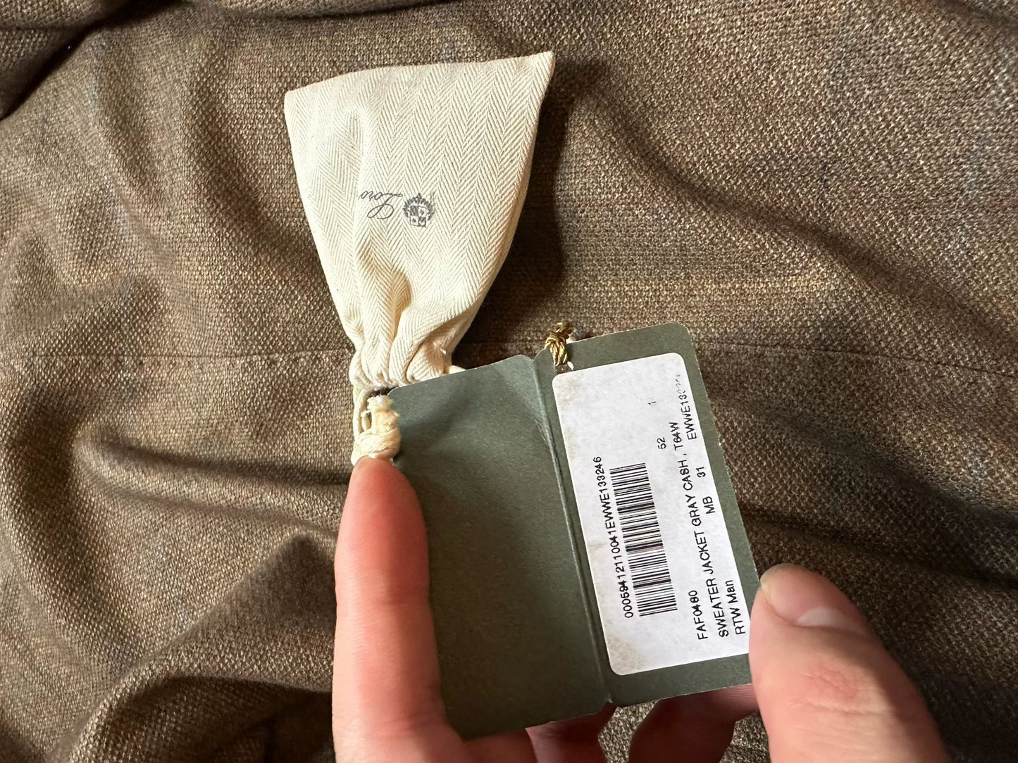 high-quality cashmere silk blend blazer