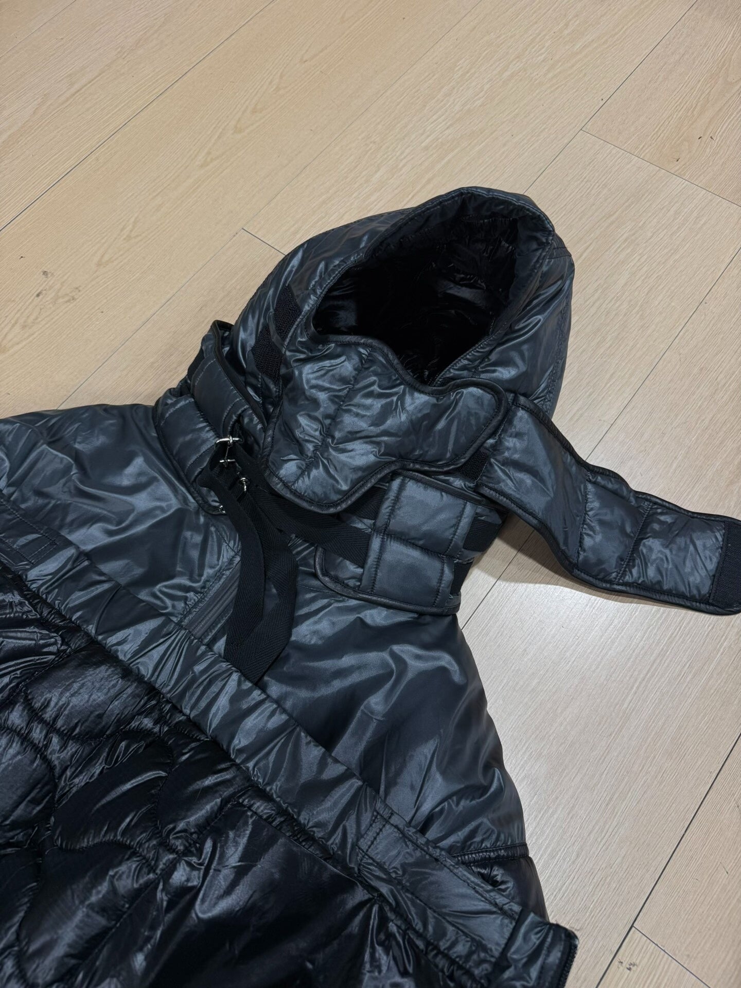 Stylish Bomber Jacket with Drawstrings