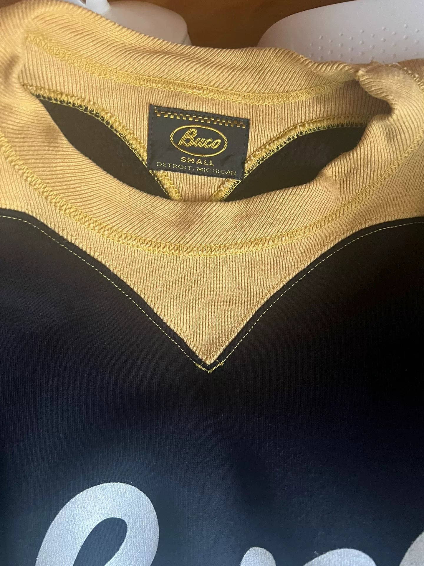 vintage buco fleece sweatshirt in black and yellow