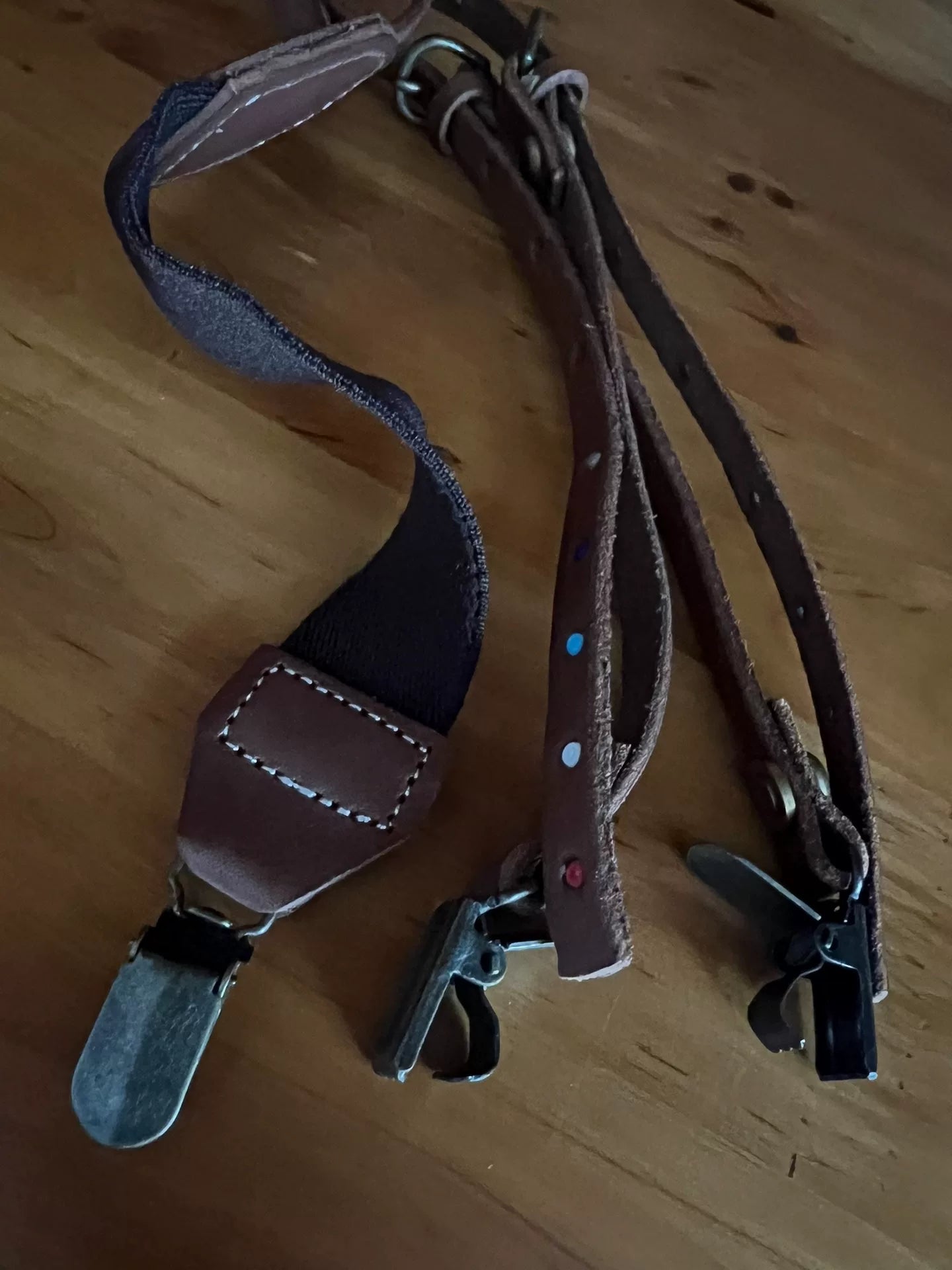 leather adjustable strap with brass hardware