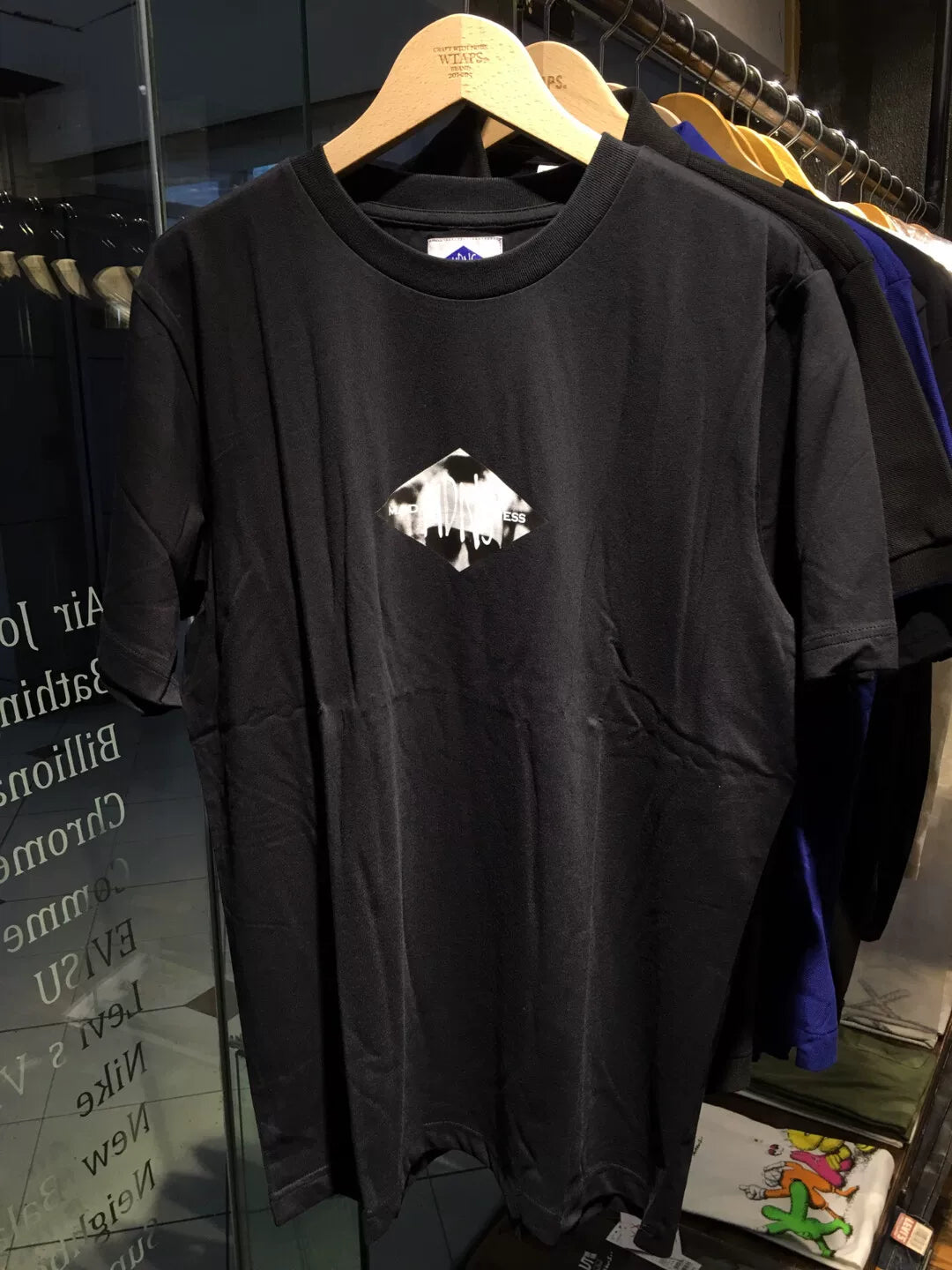 madness taxi tee in black size L