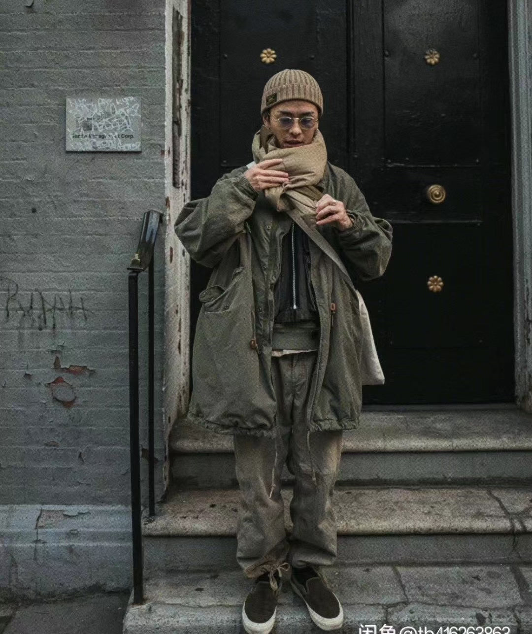 visvim down muffler scarf in ivory