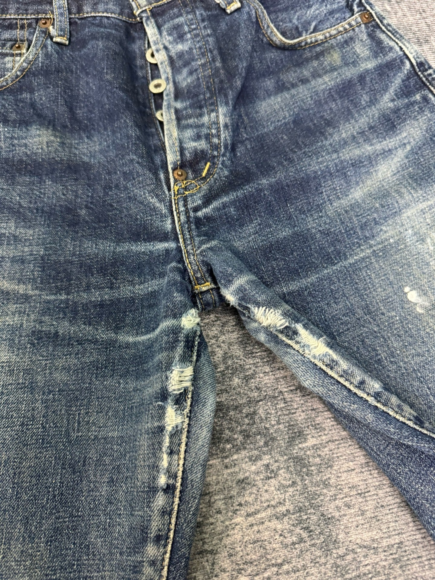Vintage Levis 702 90s Jeans