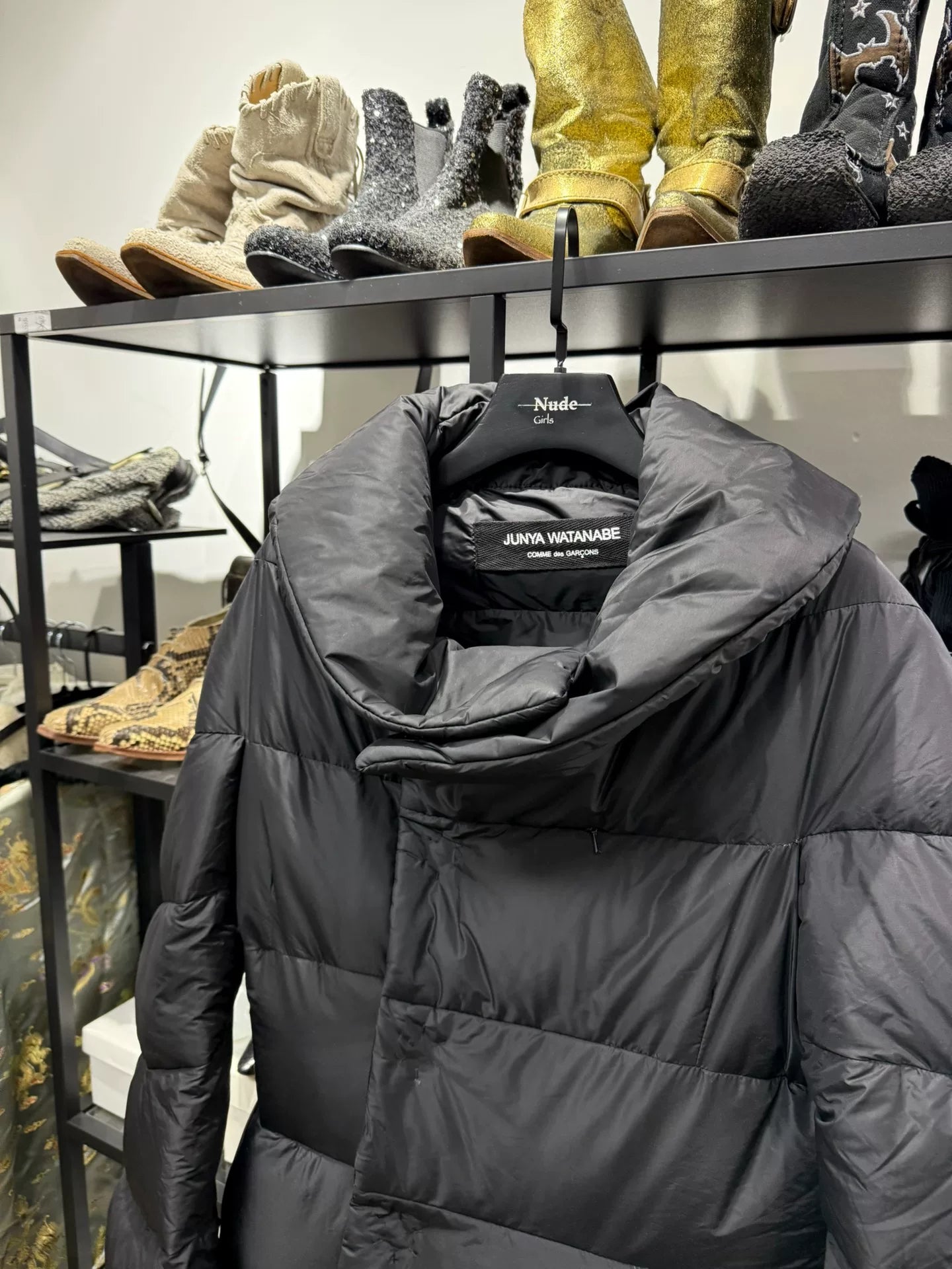 unique waist-shaped down coat