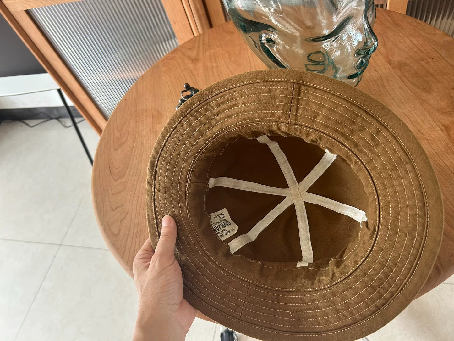 brown outdoor wide-brimmed hunting hat