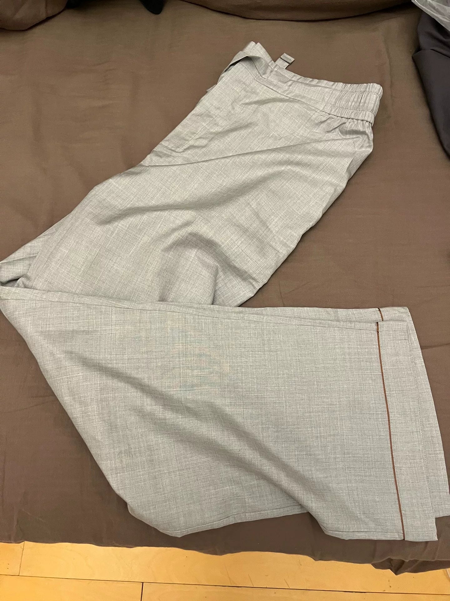 Zegna 100% Silk Suit in Light Gray