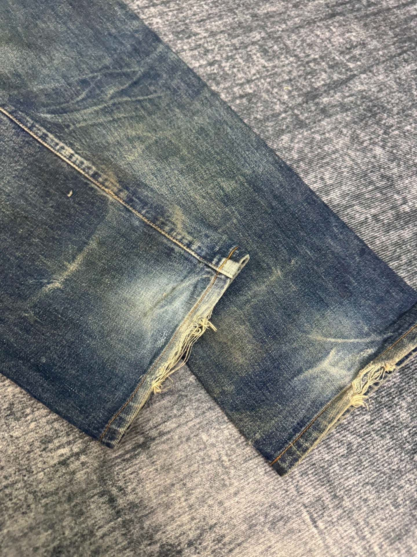 Vintage Levis 502 LVC 90s