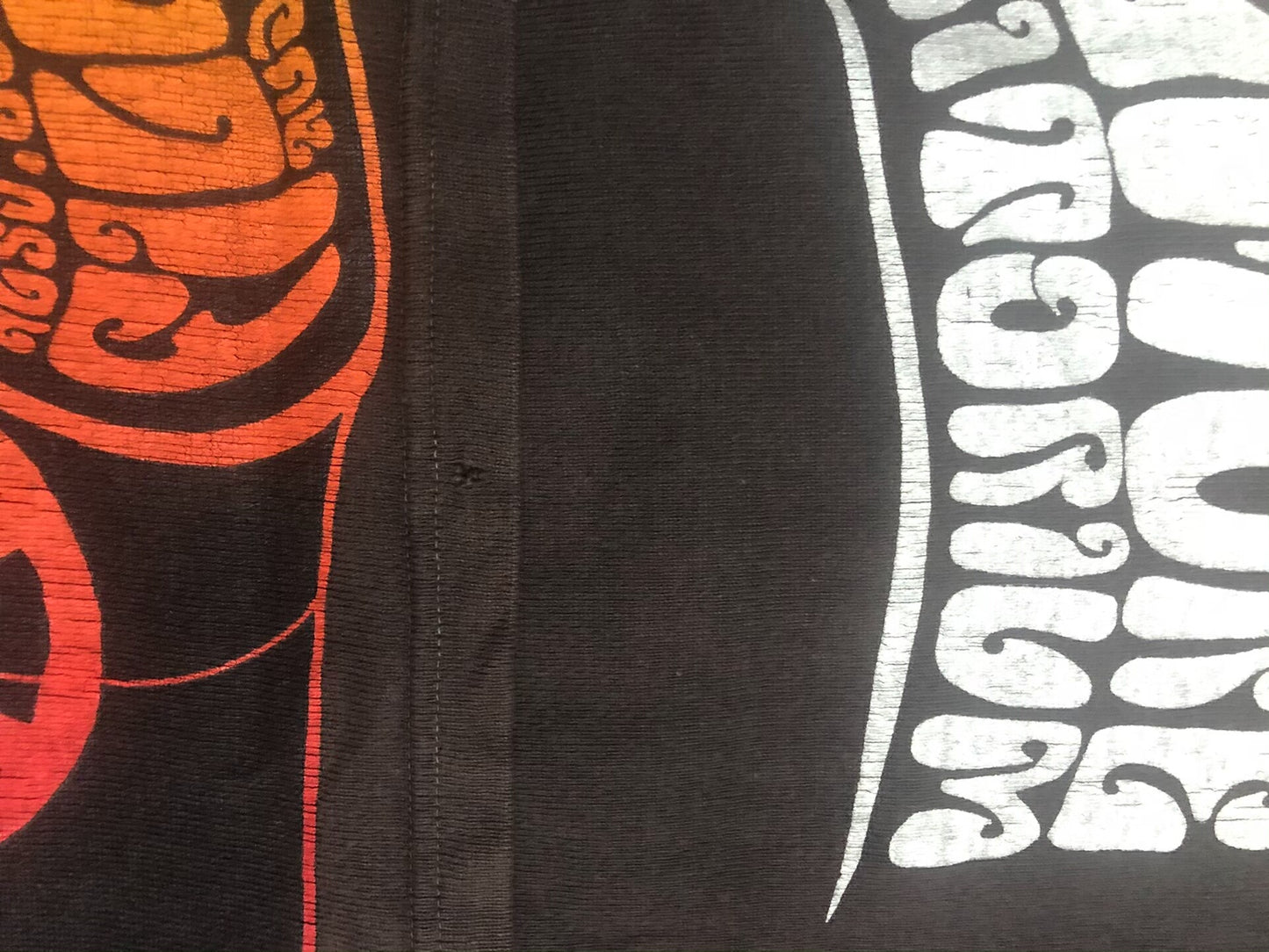 Bootleggers Graphic T-Shirt Size S