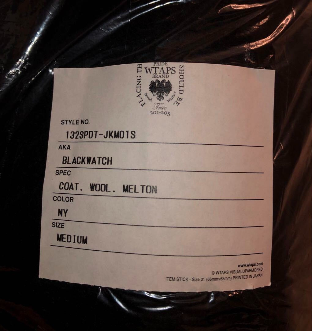 blackwatch coat in navy wool melton