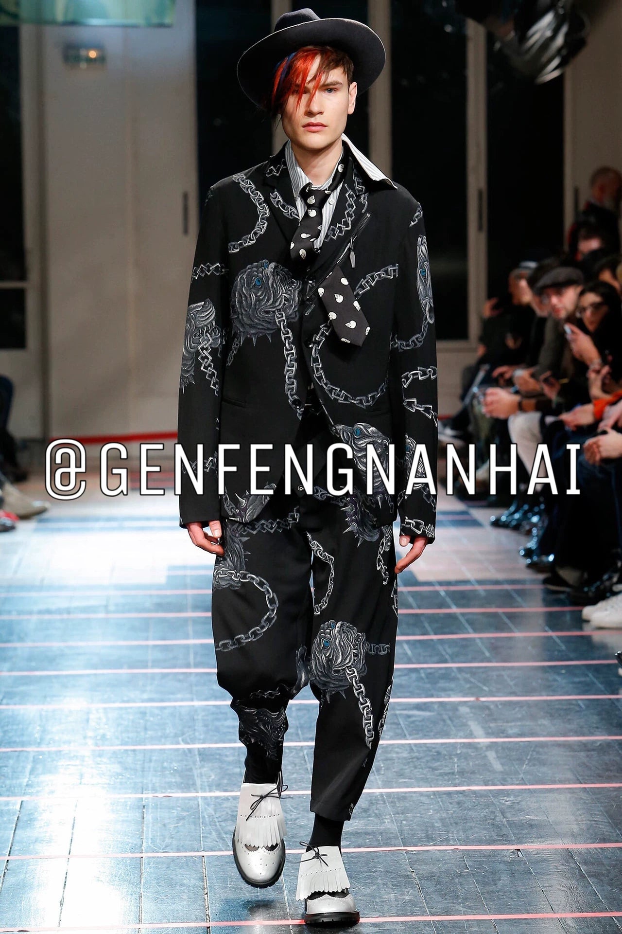 yohji yamamoto skull print silk tie