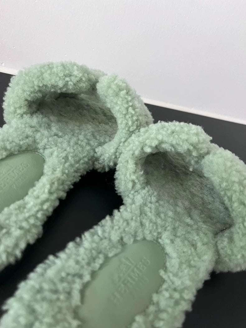 Hermes Slippers Size 35 in Mint Green