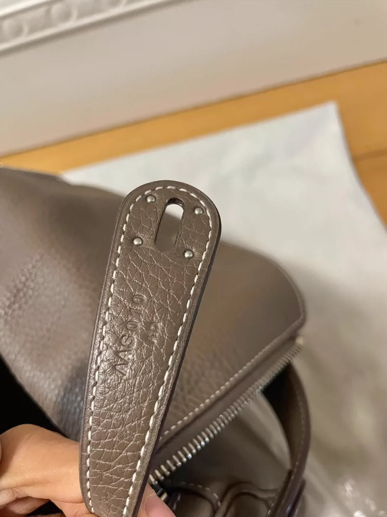 Hermes Lindy 26 Bag in Gray Color