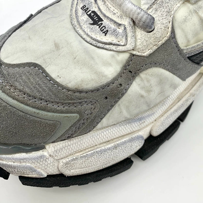 Balenciaga Runner Casual Sneakers in Gray