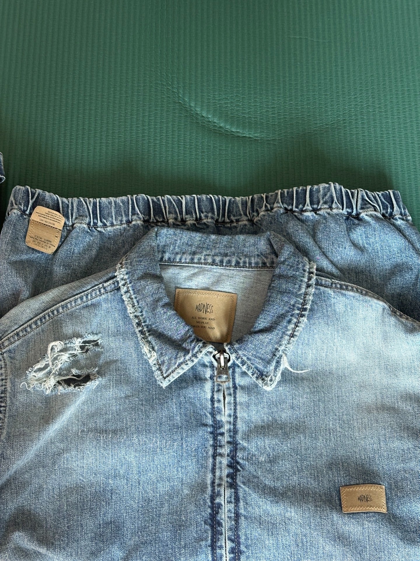 MADNESS 22SS Distressed Denim Jacket