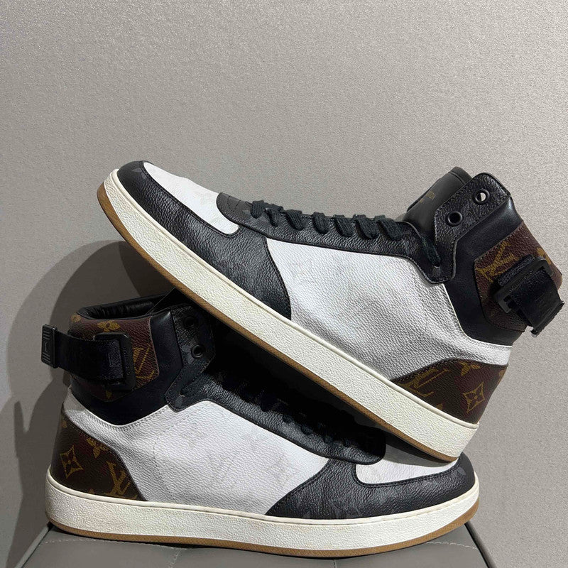 Louis Vuitton Rivoli High-top Canvas Sneakers 0079