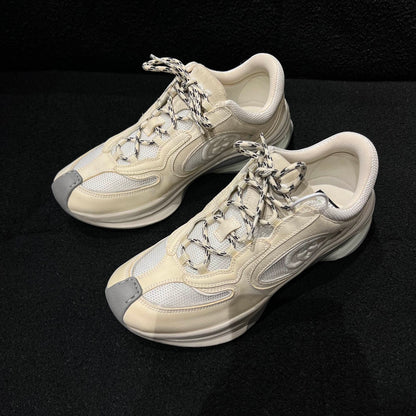 Gucci Run Comfortable Lace-Up Sneakers for Men 0079