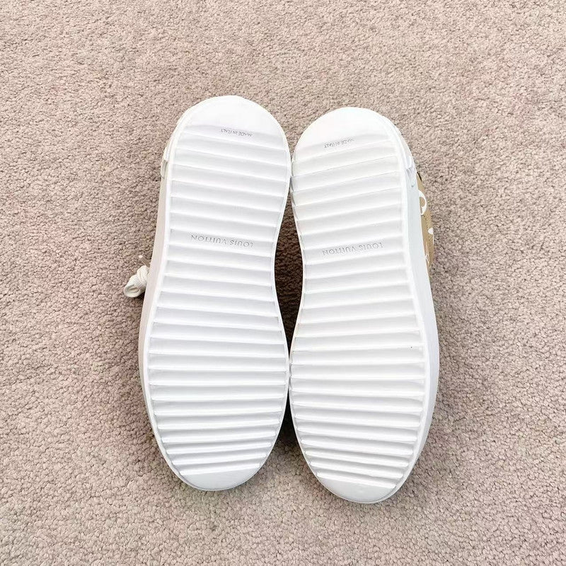 Louis Vuitton Low-Top Leather Sneakers in White/Brown 0079