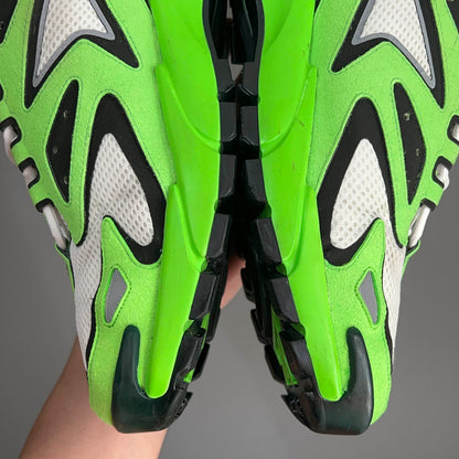 Louis Vuitton Runner Tatic Fashion Sneakers for Men 0079