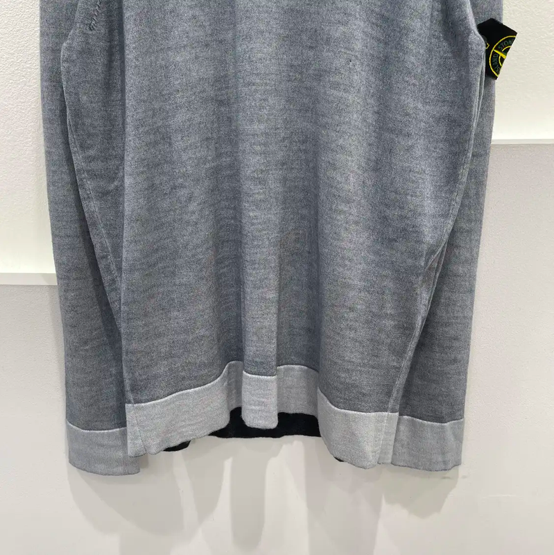 Stone Island Men's Gray Long Sleeve Knit Sweater 0089