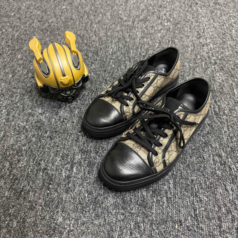 Gucci Stylish Casual Sneakers for Men 0079