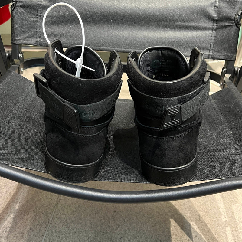 Louis Vuitton Rivoli High Top Sneakers 0079