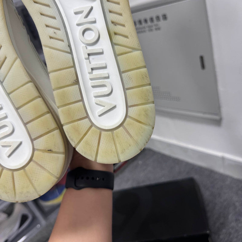 Louis Vuitton White Leather Trainer Sneakers 0079