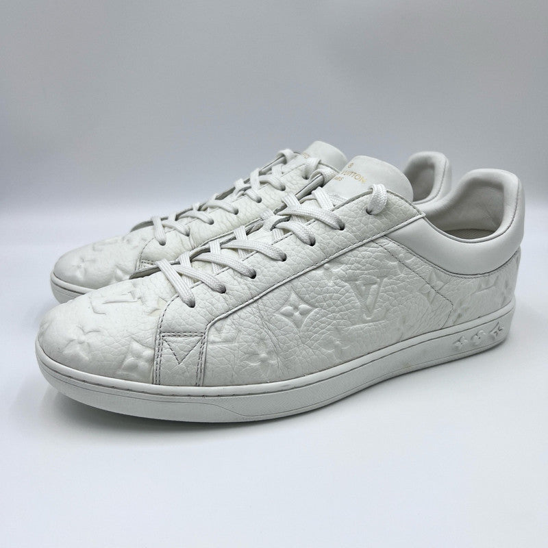 Louis Vuitton Luxurious White Monogram Sneakers 0079