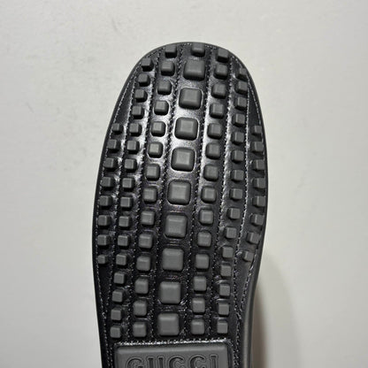 Gucci Black Leather Interlocking Loafers for Men 0079