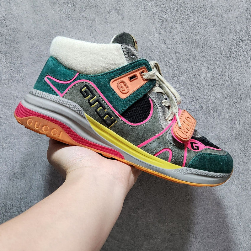 Gucci Ultrapace Suede Sneakers for Men 0079