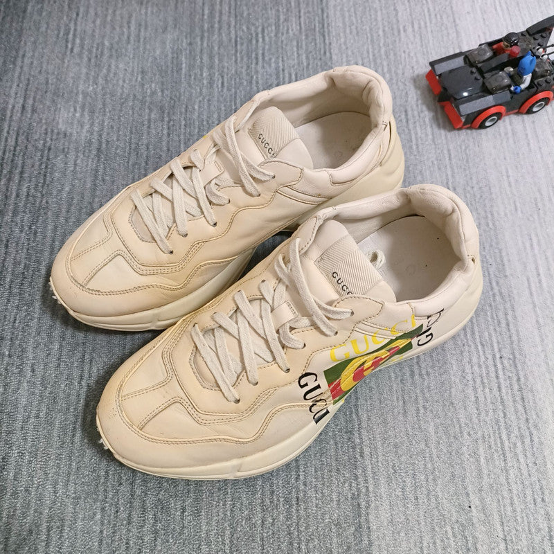Gucci Rhyton Logo Classic Low-Top Sneakers 0079