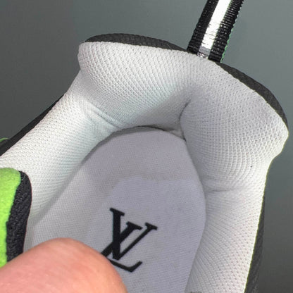 Louis Vuitton Runner Tatic Fashion Sneakers for Men 0079