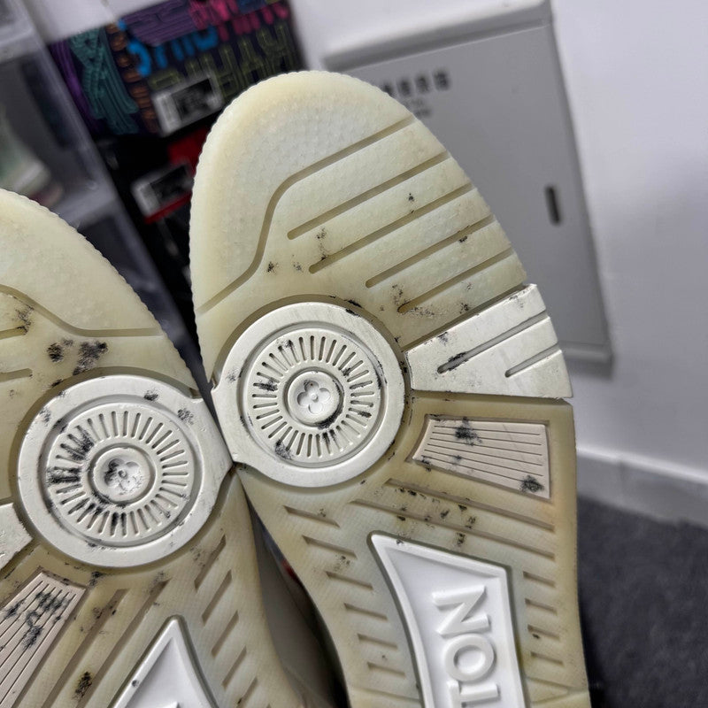 Louis Vuitton White Leather Trainer Sneakers 0079