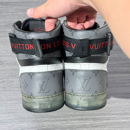 Louis Vuitton Rivoli Casual Sneakers in White and Blue 0079
