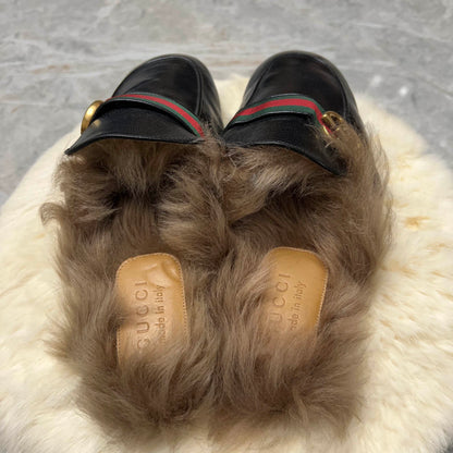 Gucci Princetown Black Fur Slide Sandals for Men 0079