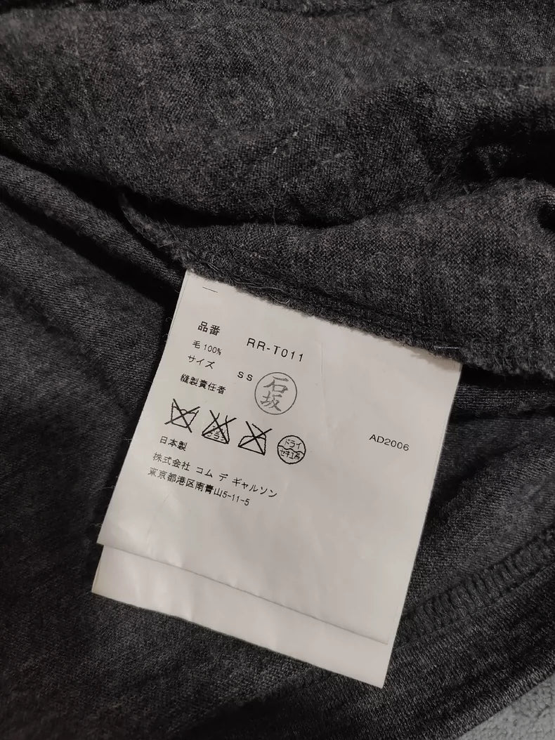 Elegant Gray Floral Cardigan from COMME des GARÇONS